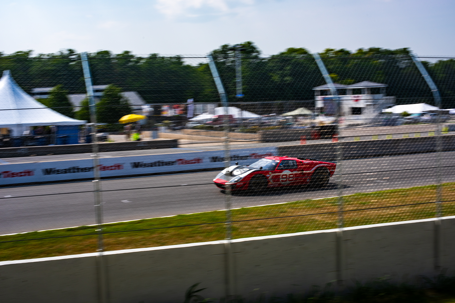 \Parting shots front straight Lola SPF GT40